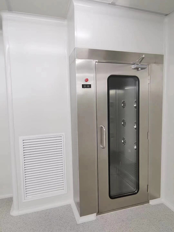 不锈钢风淋室.jpg